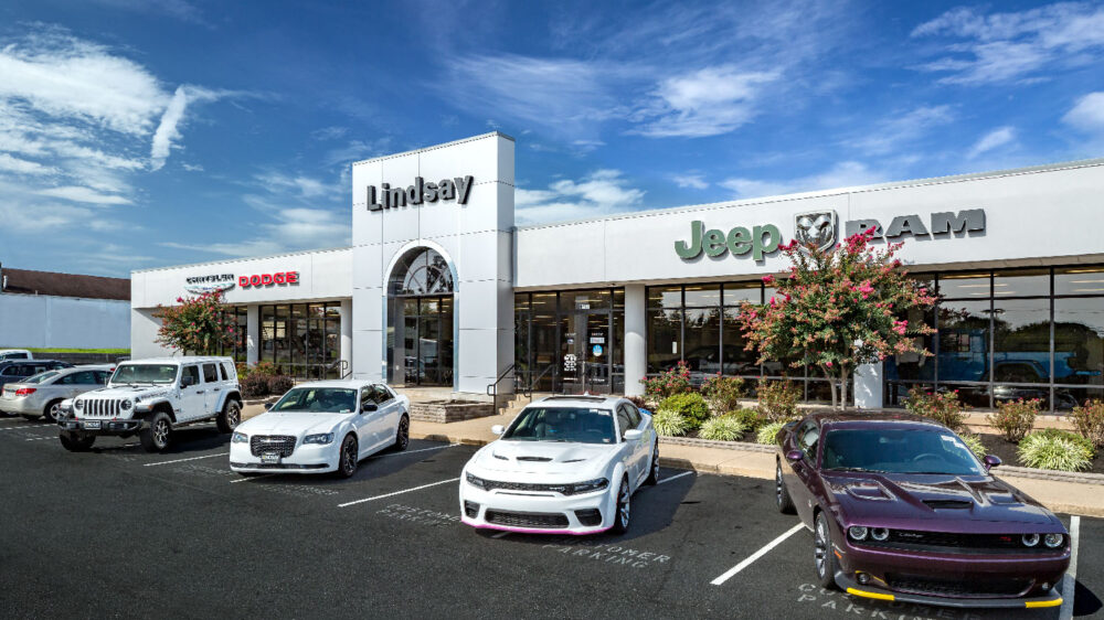Lindsay Dodge-6995Rt-Full
